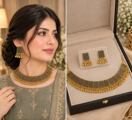 RoyalGlow - Noor-e-Zari Choker Set - Elegant Traditional Necklace & Earrings - Golden & Black Bead Design - Standard Size
